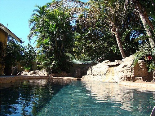 Lalapanzi Guest House 